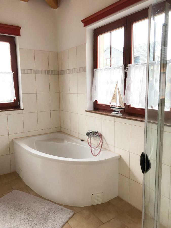 Haus Am Meer Kroslin Ngoại thất bức ảnh